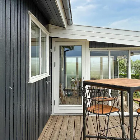 Holiday home 1 Bedroom Awesome In