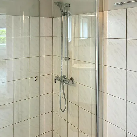 1 Bedroom Awesome In